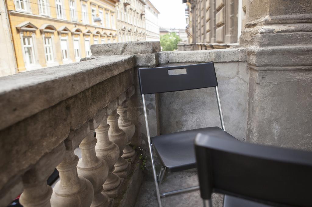 Cute Downtown Studios Budapeste Exterior foto